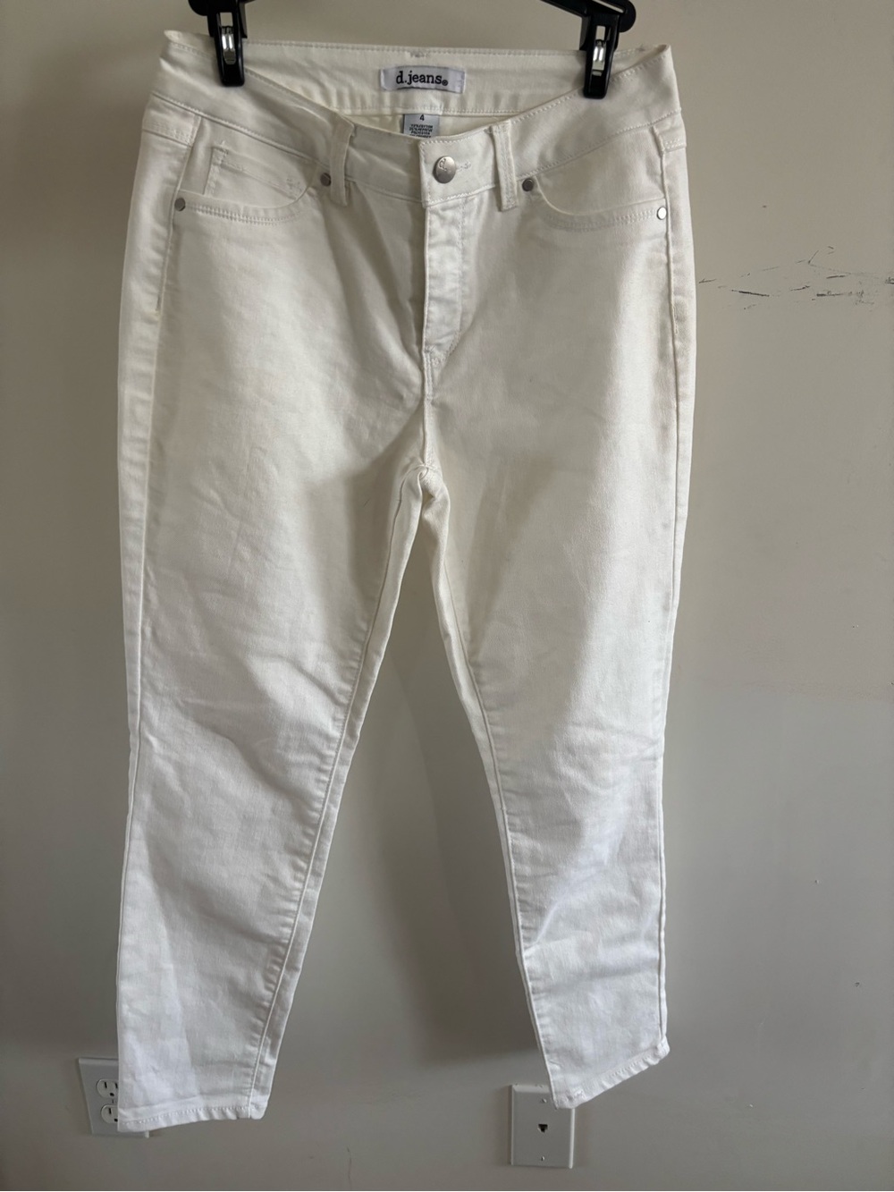 d. jeans White Slim Straight Jeans